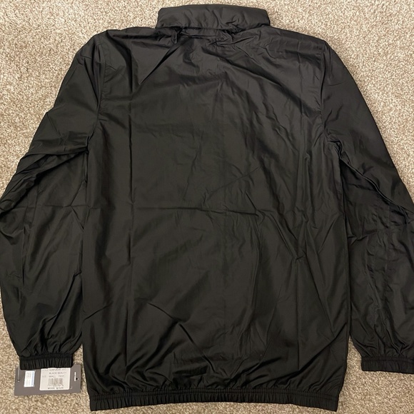 Umbro Lightweight Jacket - Picture 5 of 5